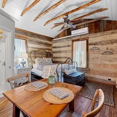 208 Ferry Small Cabin