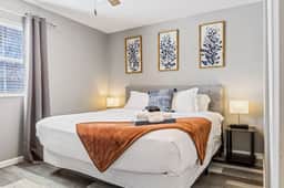 604 Clark Street Unit 1 - Image 3