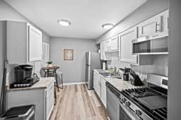 604 Clark Street Unit 2 - LT - Image 4