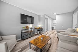 604 Clark Street Unit 7 - LT - Image 4