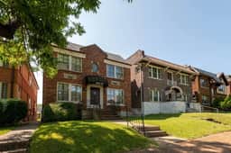 4936 Winona Ave Unit 2W - Image 4