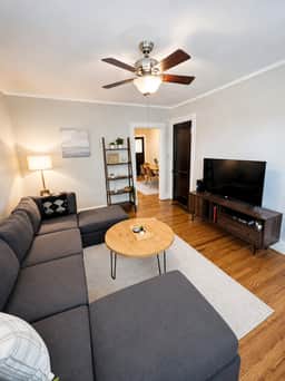 5036 Lindenwood Ave - Image 3