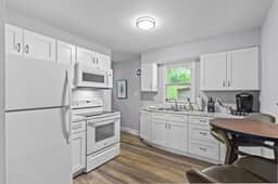 1107 S. Main - Image 3