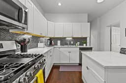 4130 Connecticut - Image 2