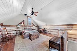 210 Ferry Big Cabin - Image 4