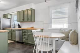 805 Parr - Image 3