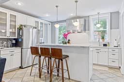 3226 Halliday Ave - Image 5