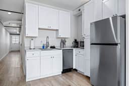 125 N Main, Unit 202 - Image 3