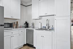 125 N Main, Unit 204 - Image 4
