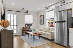125 N Main, Unit 301 - Image 2