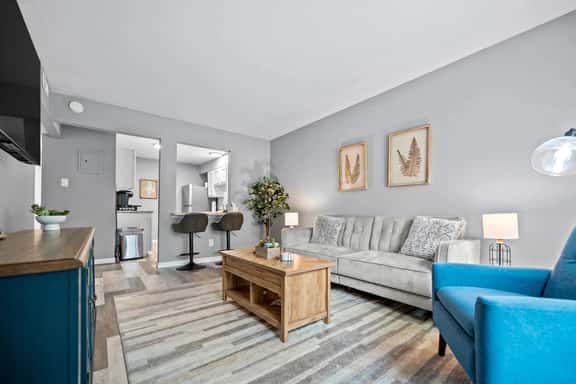 604 Clark Street Unit 2 - LT - Image 1