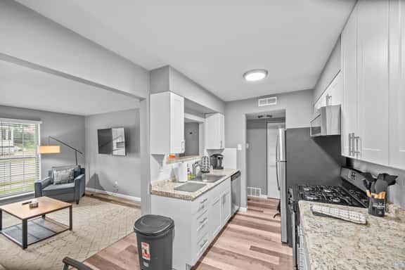 604 Clark Street Unit 6 - LT - Image 1