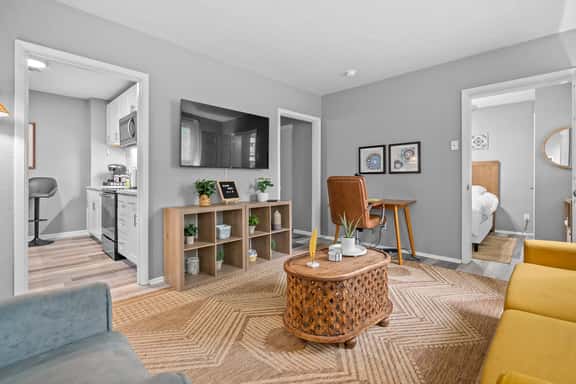 610 Clark Street Unit 5 - LT - Image 1