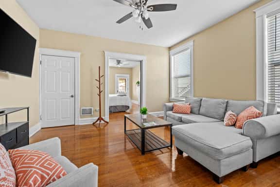 4938 Itaska Unit A - Image 1