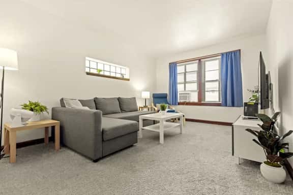 4936 Winona Ave Unit 2W - Image 1