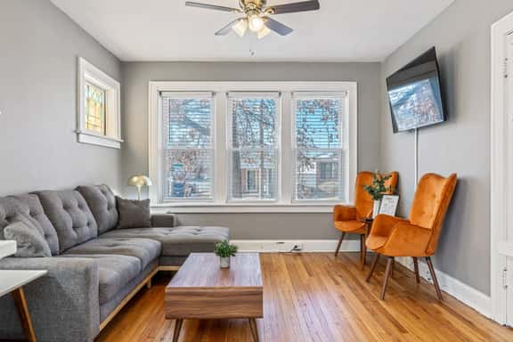 5403 Quincy Street Unit 1E - Image 1