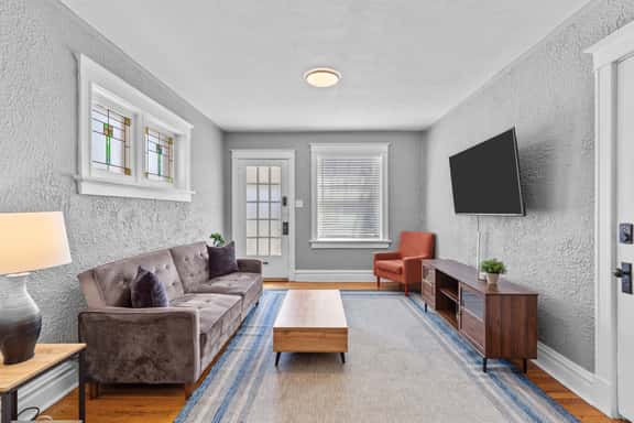 5031 Chippewa Street - Image 1