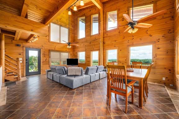 4664 Hwy 64 E - Image 1