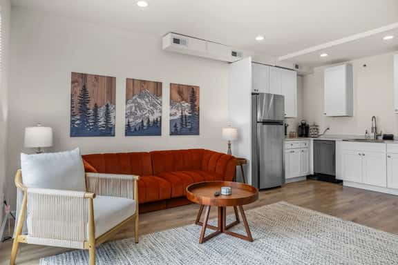 125 N Main, Unit 208 - Image 1