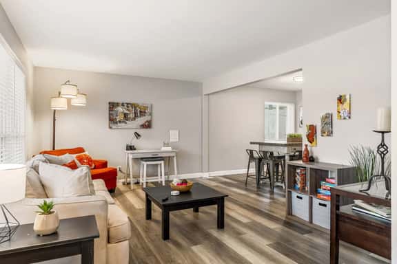 12816 Bellerive Estates Dr - Image 1