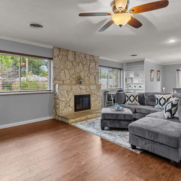 5639 Bancroft - Image 1