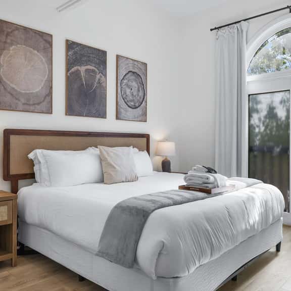 125 N Main, Unit 201 - Image 1