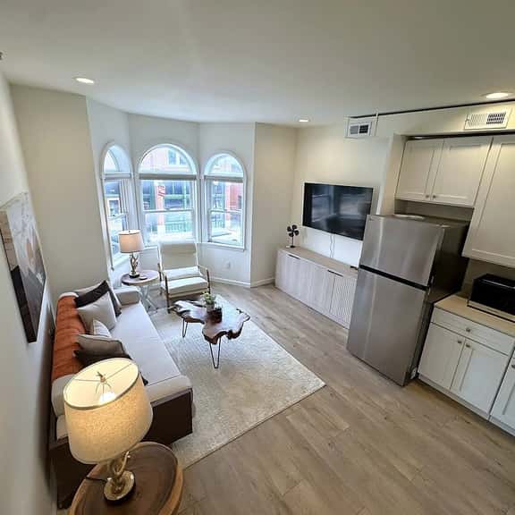 125 N Main, Unit 205 - Image 1