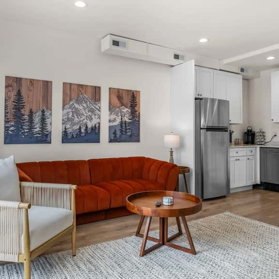 125 N Main, Unit 208 - Image 1