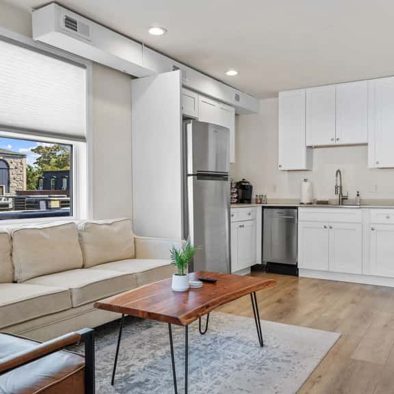 125 N Main, Unit 301 - Image 1