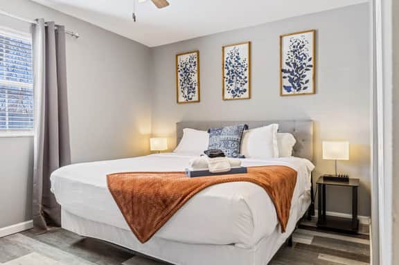 604 Clark Street Unit 1 - Image 3