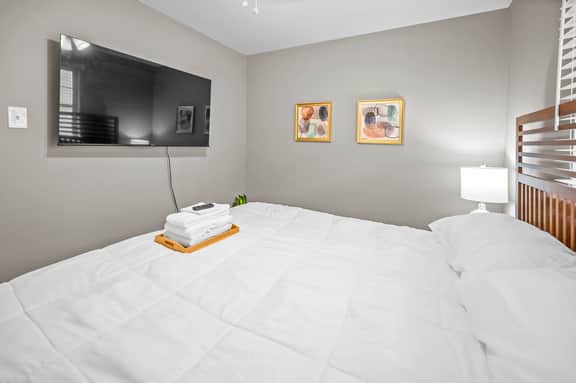 604 Clark Street Unit 11 - LT - Image 4