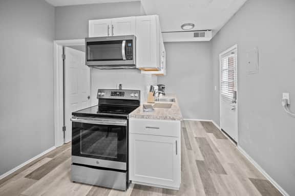 610 Clark Street Unit 1 - LT - Image 4