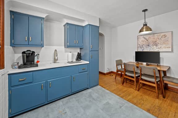 4936 Winona Ave Unit 1E - Image 3