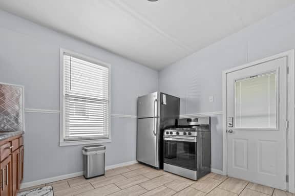 5121 Dresden Street - Image 5