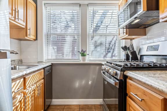 5403 Quincy Street Unit 1E - Image 5