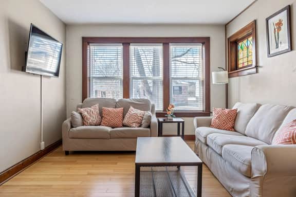 5403 Quincy Street Unit 1W - Image 3