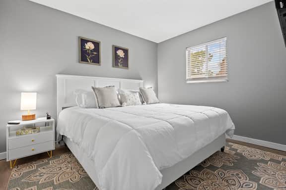 604 Clark Street Unit 10 - MT - Image 5