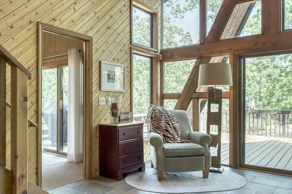 1730 Tarnhouse Lakefront Cottage - Image 3