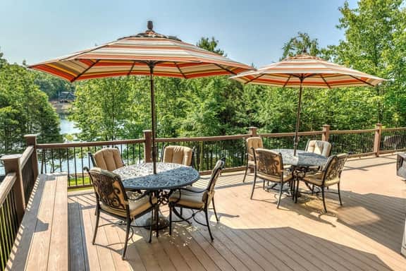 2600 Linden Lakefront Retreat with Kayaks - Image 3
