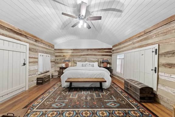 210 Ferry Big Cabin - Image 3