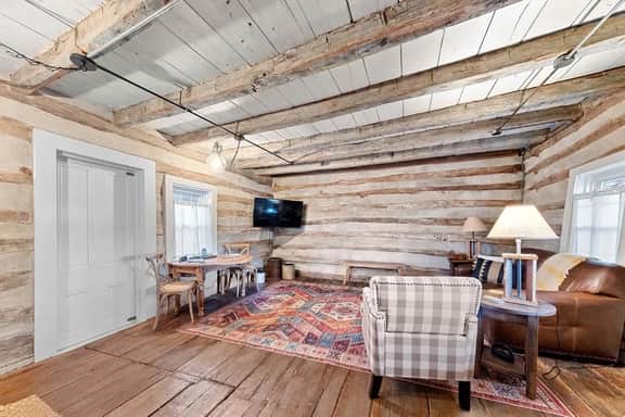 210 Ferry Big Cabin - Image 5