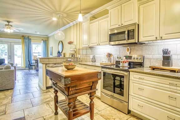 227 Long Beach - Image 4