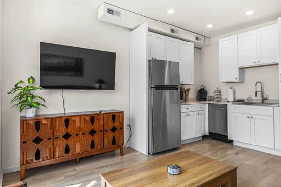 125 N Main, Unit 207 - Image 3
