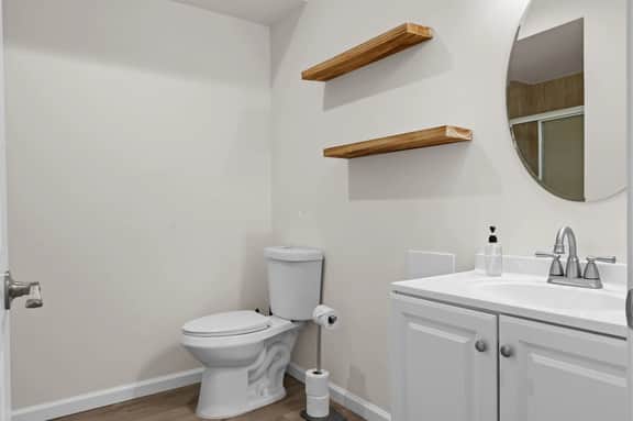 125 N Main, Unit 210 - Image 5