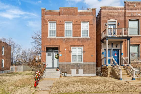 3857 Blaine Ave - Image 2